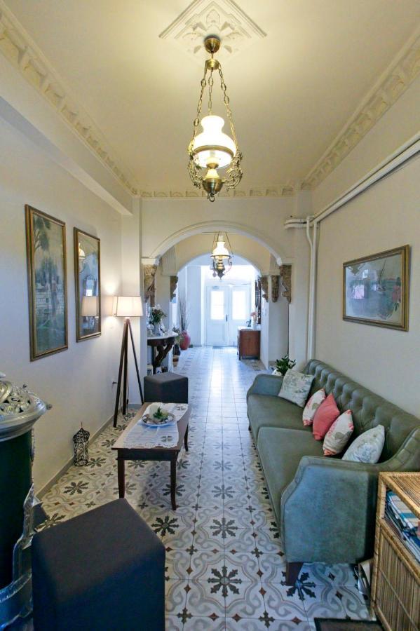 Selana Apartments Mytilíni Extérieur photo